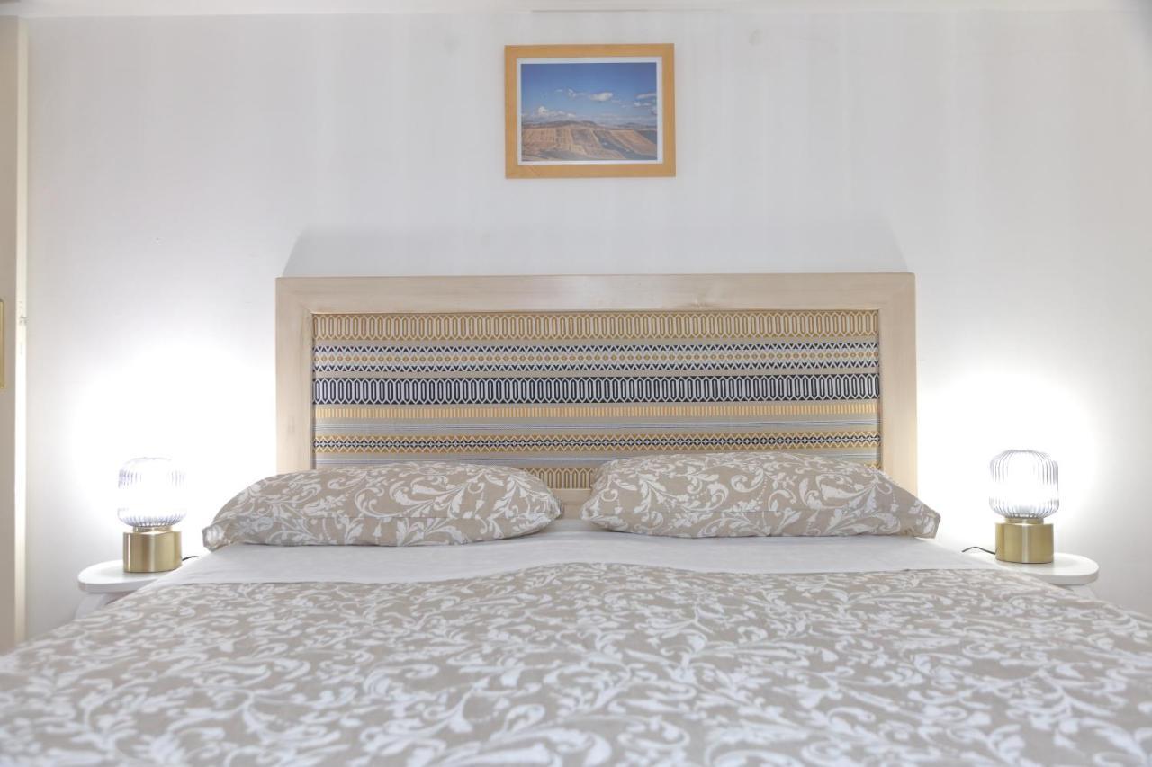 Sunny Flat - Self Apartments Cefalù Eksteriør billede